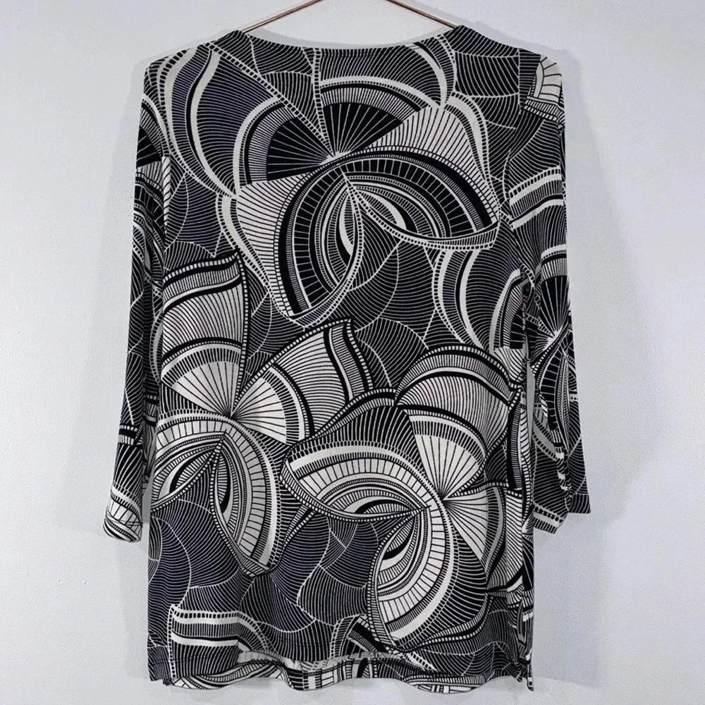 Chico’s Travelers Classic Hardware-Neck Graphic‎ Butterfly Tunic